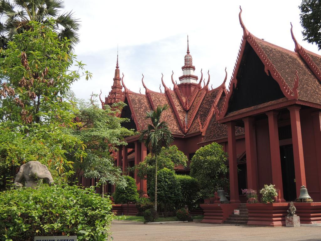 Hotel Luxury World Phnom Penh Exterior foto